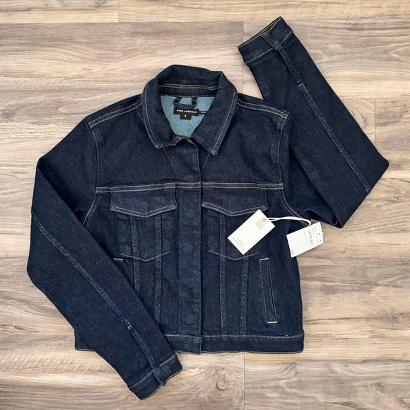 Good American | Committd To Fit Cropped Denim Jacket - Picture 2 of 5